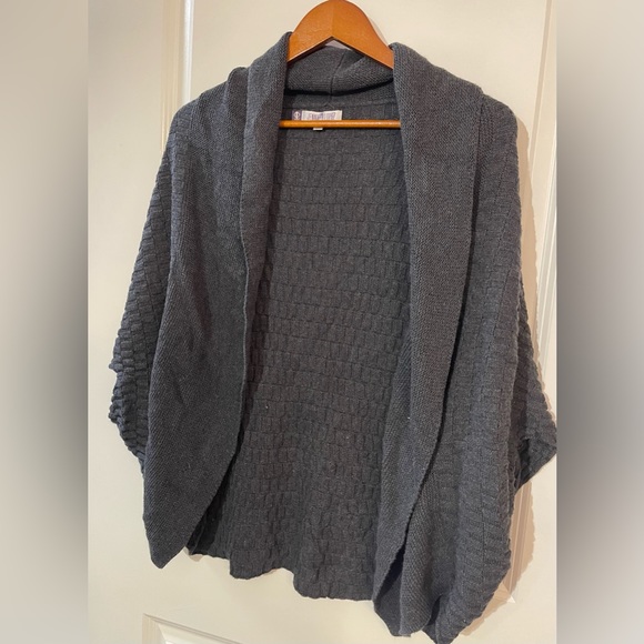 Jennifer Lopez Sweaters - Gray Jennifer Lopez Sweater